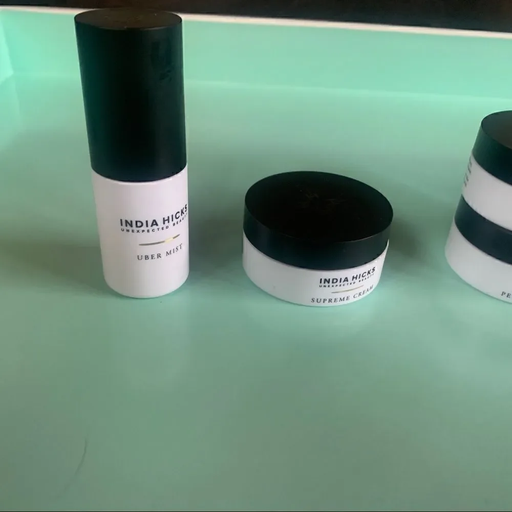 India Hicks Unexpected Beauty Travel Bundle - 10 items